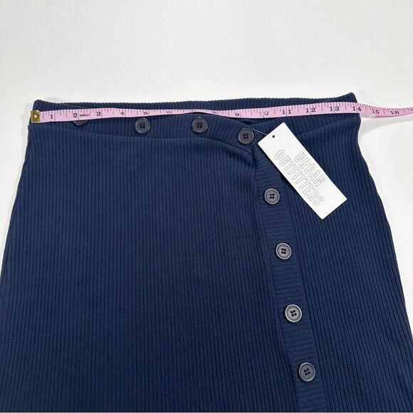 NWT Urban Outfitters Women's Size Medium Claira Side Button Mini Skirt Navy Blue - Picture 7 of 11